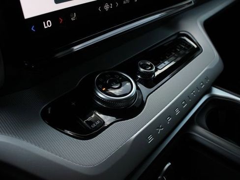 New 2026 Ford Expedition Max Active AWD/4WD image 16