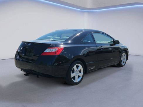 Used 2011 Honda Civic LX image 3