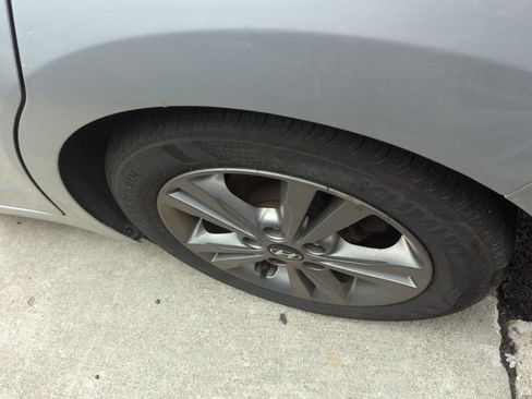 Used 2018 Hyundai Elantra Value Edition image 5