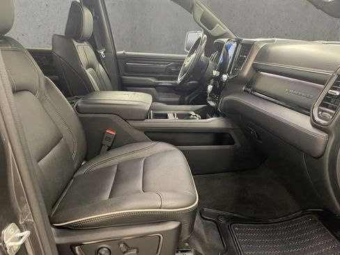 Used 2022 RAM 1500 Limited AWD/4WD image 16