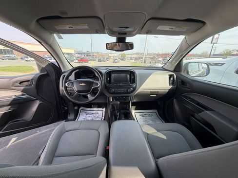 Used 2018 Chevrolet Colorado W/T w/ Custom Special Edition image 11