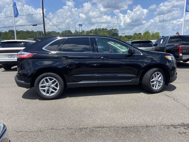Certified 2024 Ford Edge SEL AWD/4WD image 2