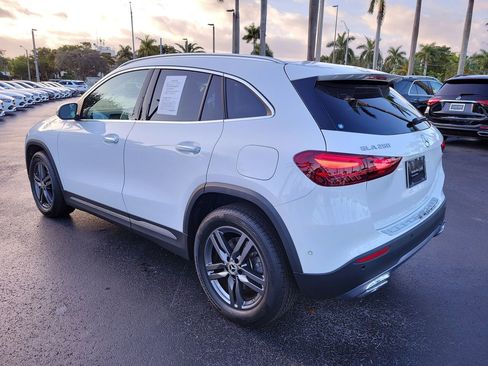 Certified 2025 Mercedes-Benz GLA 250 image 4