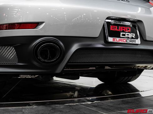 Used 2019 Porsche 911 GT2 RS RWD image 29