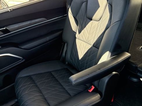 Used 2023 Kia Telluride SX Prestige X-Pro image 18