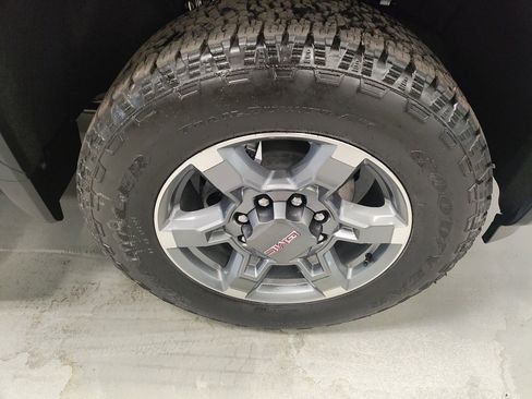 New 2026 GMC Sierra 2500 SLT image 4