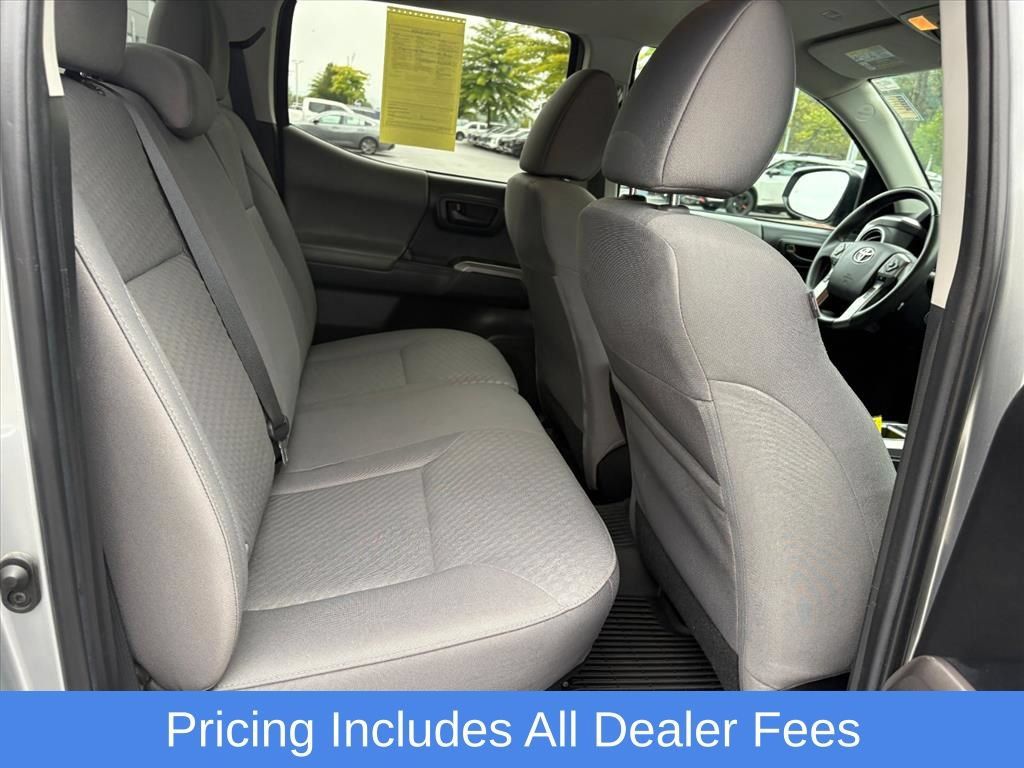 Used 2023 Toyota Tacoma SR5 w/ Technology Package AWD/4WD image 20