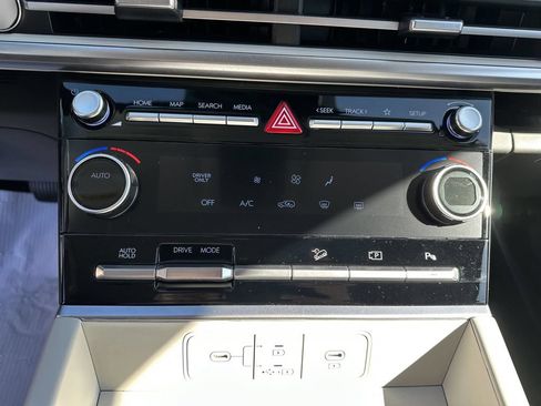 New 2026 Hyundai Santa Fe SE FWD image 18