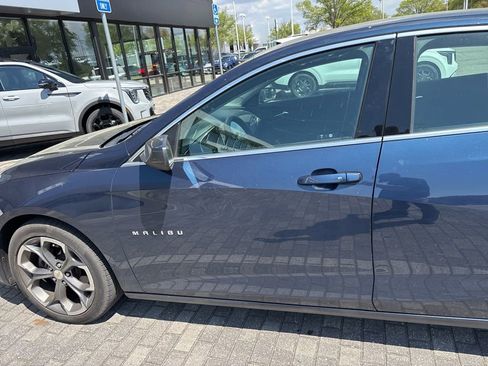 Used 2021 Chevrolet Malibu LT image 16