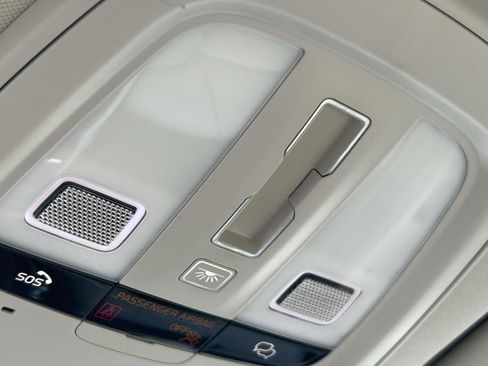 Certified 2023 Volvo XC60 B5 Plus w/ Climate Package image 30