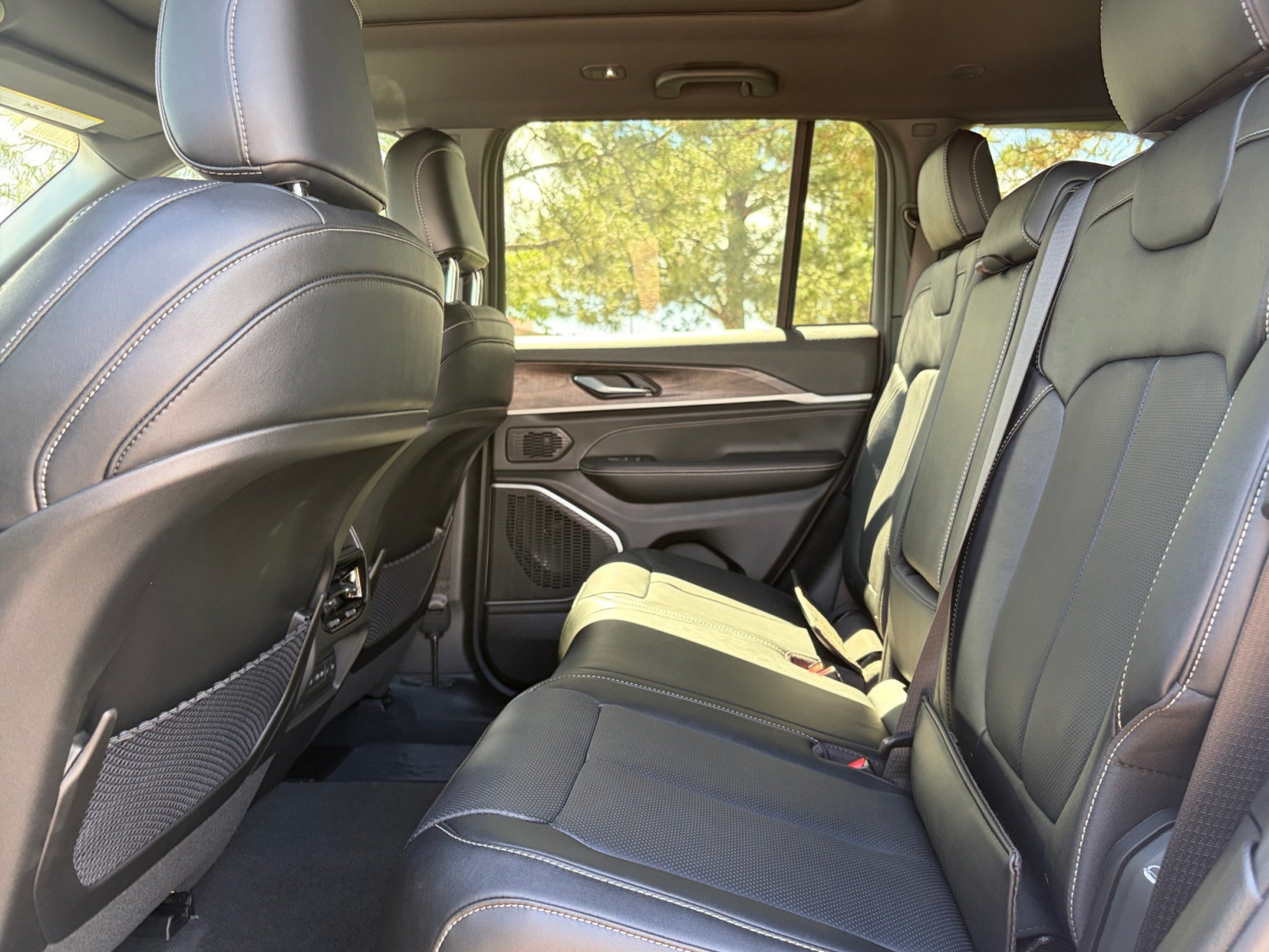 New 2026 Jeep Grand Cherokee Limited AWD/4WD image 19