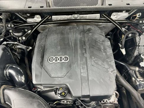 Used 2021 Audi Q5 2.0T Premium Plus AWD/4WD image 25
