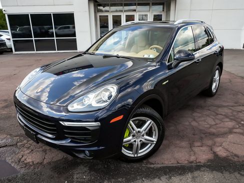 Used 2016 Porsche Cayenne S AWD/4WD image 8