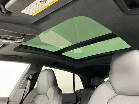 New 2026 Audi RS Q8 performance image 18