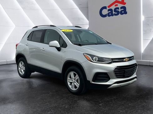 Used 2021 Chevrolet Trax LT AWD/4WD image 6
