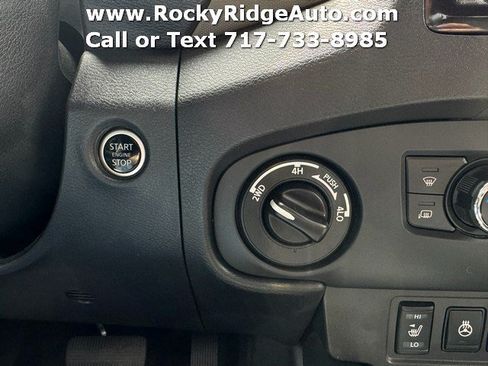 Used 2023 Nissan Frontier SV w/ SV Convenience Package AWD/4WD image 16