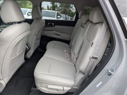 New 2026 Kia Sorento S FWD image 13