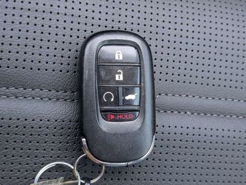 Used 2025 Honda CR-V EX-L image 30