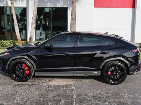 Used 2024 Lamborghini Urus S image 21