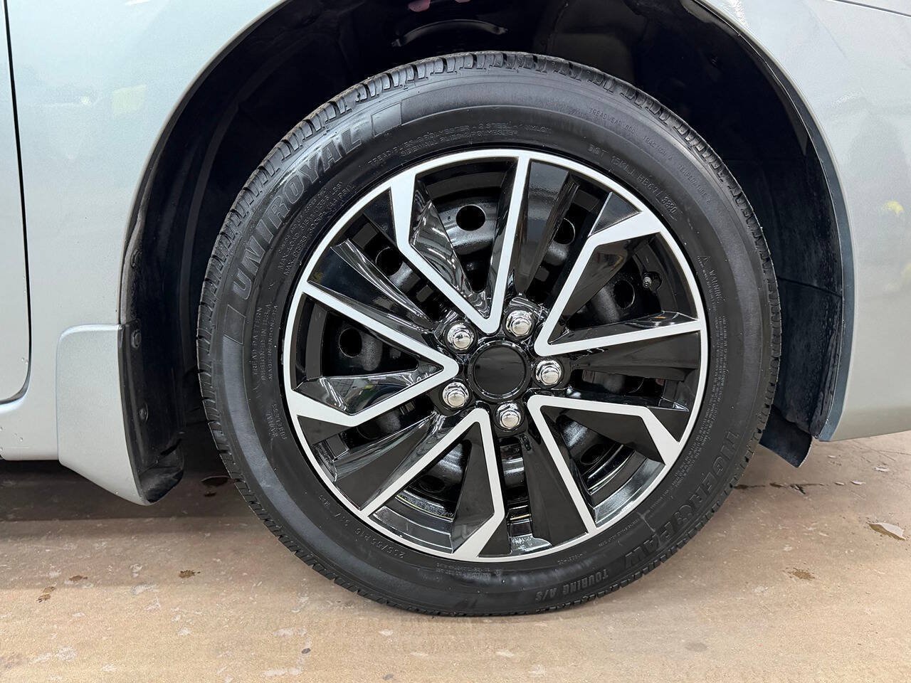 Used 2013 Nissan Sentra SV w/ Driver Pkg FWD image 11