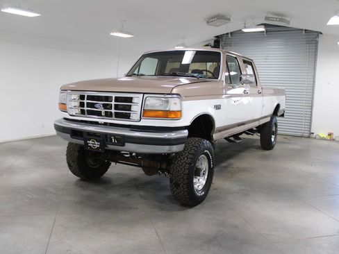 Used 1997 Ford F350 XLT image 4