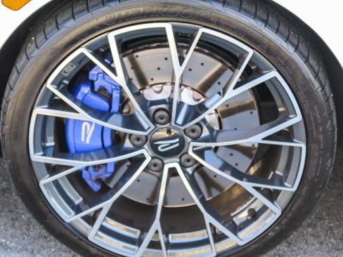 Used 2025 Volkswagen Golf w/ Euro Style Package image 10