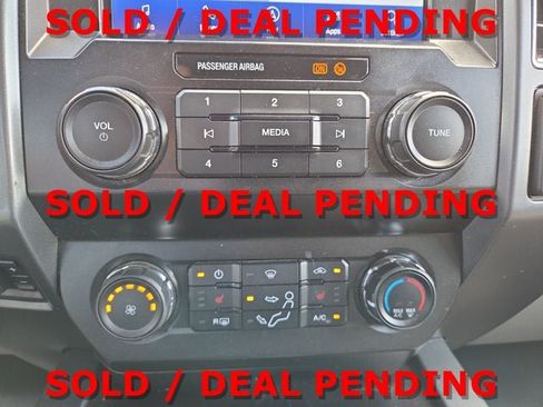 Used 2021 Ford F250 XLT w/ XLT Premium Package AWD/4WD image 16