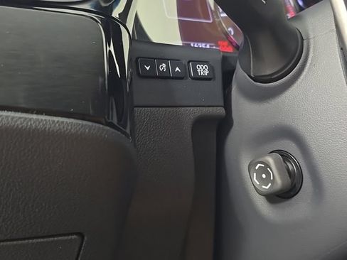 Used 2024 Lexus ES 350 w/ Premium Package FWD image 17