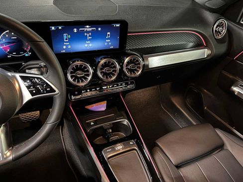 Certified 2026 Mercedes-Benz GLB 250 4MATIC image 34