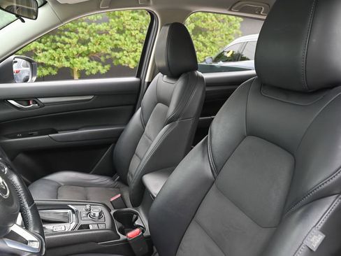 Used 2017 MAZDA CX-5 Touring image 10