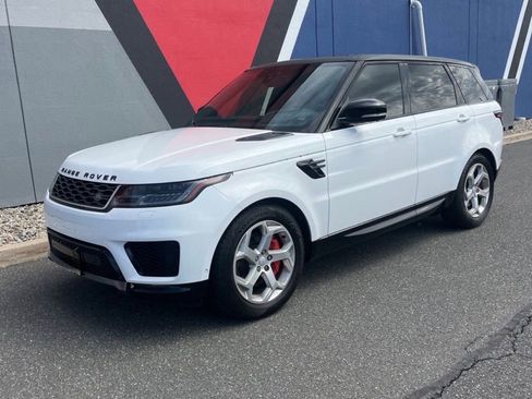Used 2018 Land Rover Range Rover Sport HSE image 3