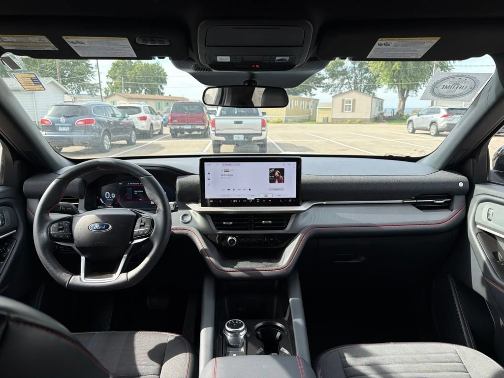 Used 2026 Ford Explorer ST-Line AWD/4WD image 14