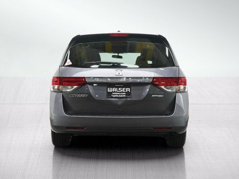 Used 2016 Honda Odyssey SE image 4