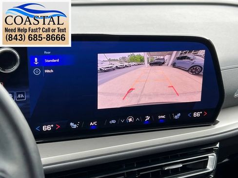 Used 2025 Chevrolet Traverse LT AWD/4WD image 43
