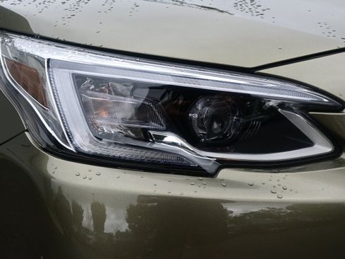 Used 2021 Subaru Outback Touring XT AWD/4WD image 11