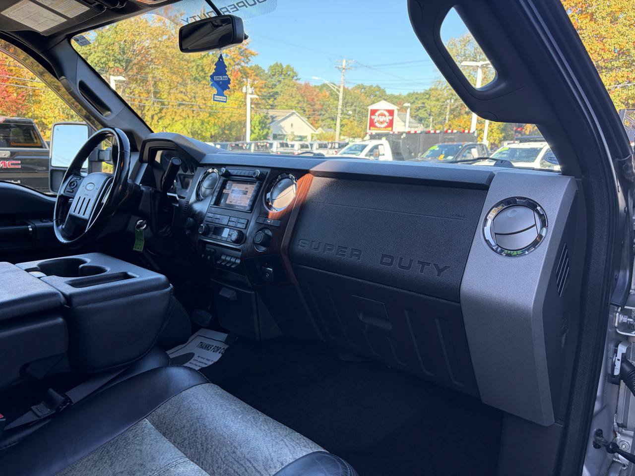Used 2011 Ford F350 Lariat w/ Lariat Ultimate Pkg AWD/4WD image 41