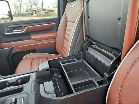 New 2026 GMC Sierra 2500 Denali Ultimate image 26
