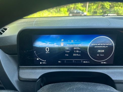 Used 2024 Kia Seltos SX w/ SX Sunroof Package AWD/4WD image 16
