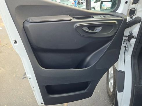 Used 2022 Mercedes-Benz Sprinter 2500 image 21