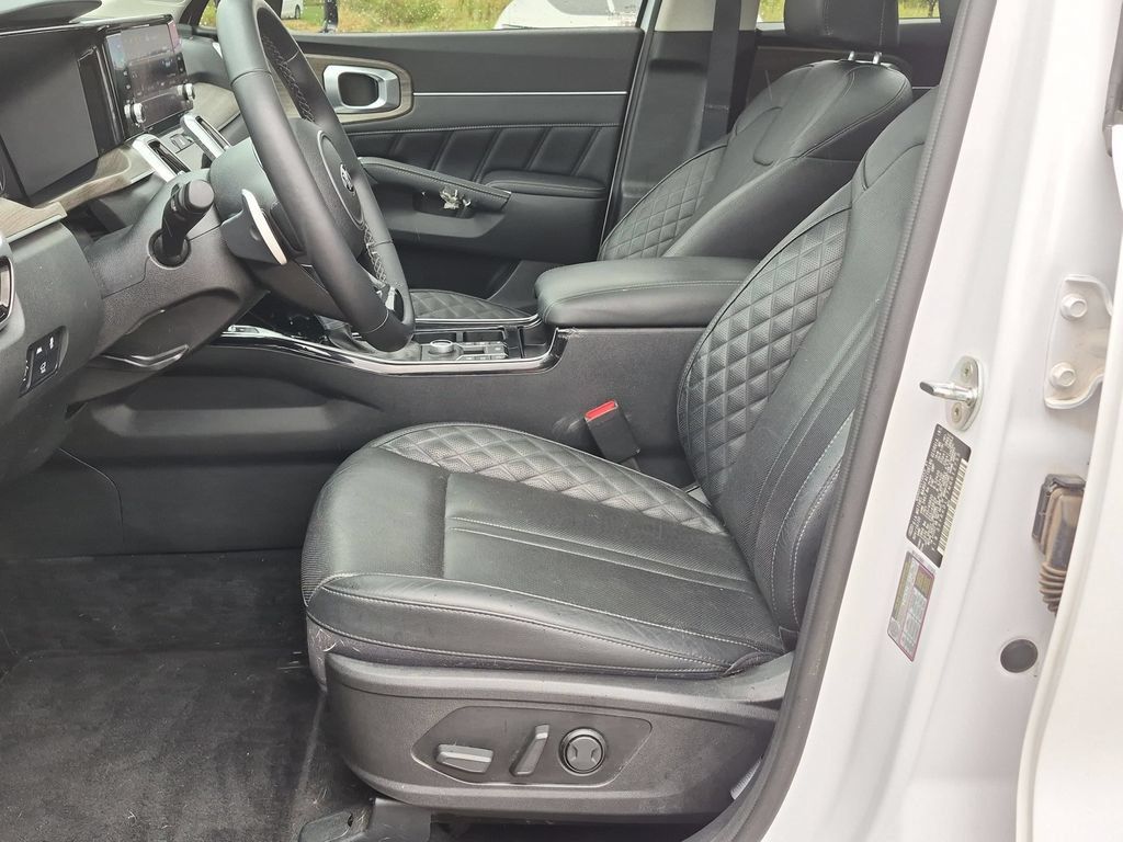 Used 2021 Kia Sorento SX Prestige AWD/4WD image 15