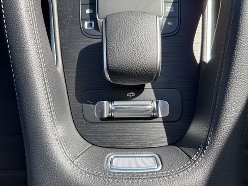 New 2026 Mercedes-Benz GLS 450 4MATIC image 24