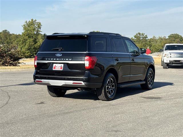 Certified 2024 Ford Expedition XLT AWD/4WD image 5