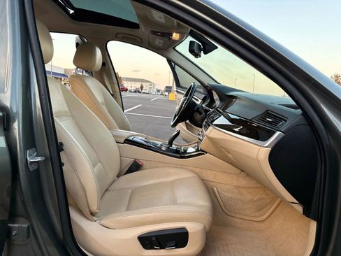 Used 2015 BMW 528i Sedan RWD image 16
