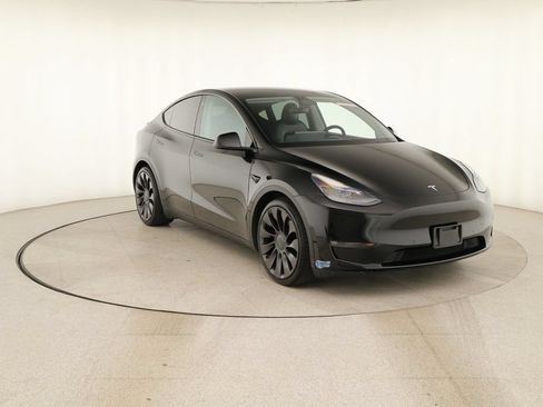 Used 2021 Tesla Model Y Performance AWD/4WD image 10