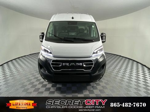 New 2027 RAM ProMaster 2500 w/ Quick Order Package 22G SLT FWD image 2