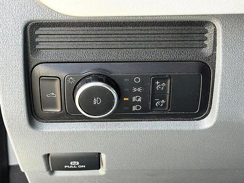 Used 2023 Ford F250 XLT w/ FX4 Off-Road Package image 19