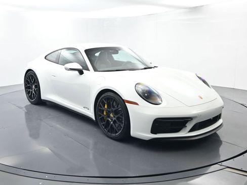 Used 2024 Porsche 911 Carrera GTS image 17
