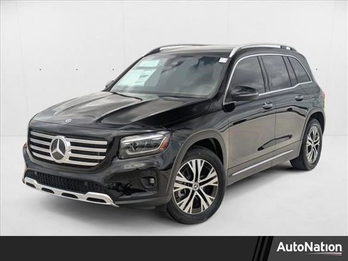 New 2025 Mercedes-Benz GLB 250 image 1