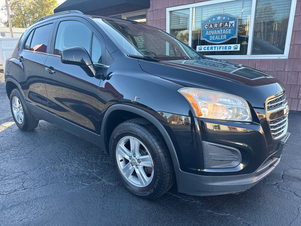 Used 2016 Chevrolet Trax LT AWD/4WD image 1