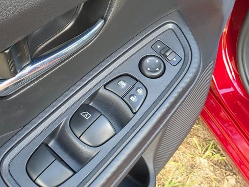 New 2025 Nissan Versa SV w/ Trunk Package image 14